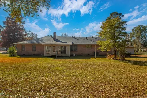 Exterior - 148 Windcrest Dr, Malvern, AR 72104 photo 12 of 14