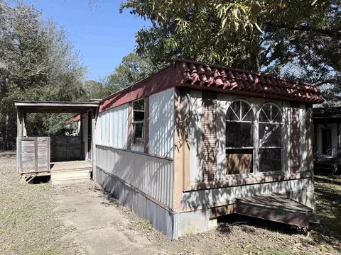 416 S Pine St, Perryville, AR 72126