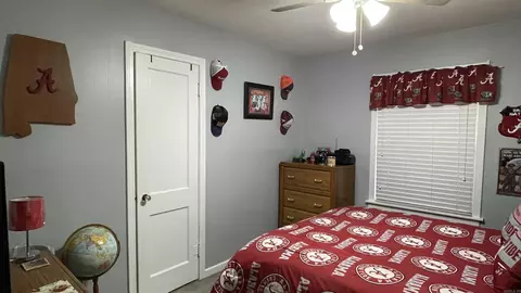 Bedroom - 817 Dalewood, Benton, AR 72015 photo 3 of 3