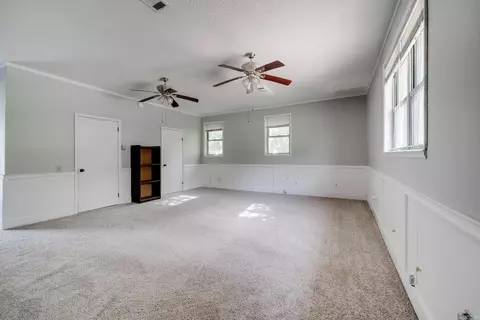 Living - 19 Sycamore St, Cabot, AR 72023 photo 10 of 12
