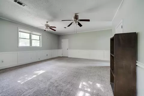Living - 19 Sycamore St, Cabot, AR 72023 photo 12 of 12