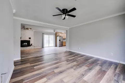 Living - 19 Sycamore St, Cabot, AR 72023 photo 3 of 12