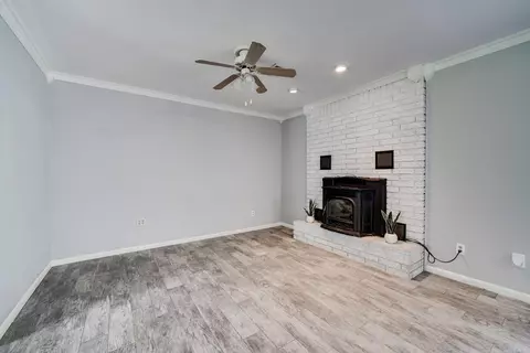 Living - 19 Sycamore St, Cabot, AR 72023 photo 6 of 12