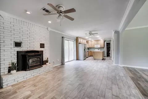 Living - 19 Sycamore St, Cabot, AR 72023 photo 7 of 12
