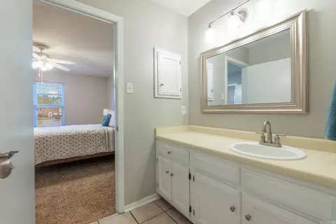 200 Pine Frst, Maumelle, AR 72113 photo 29