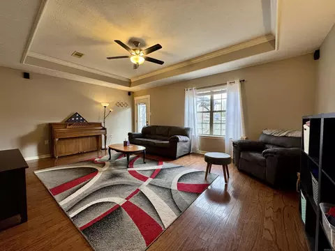 1605 Duke St, Conway, AR 72032 photo 2