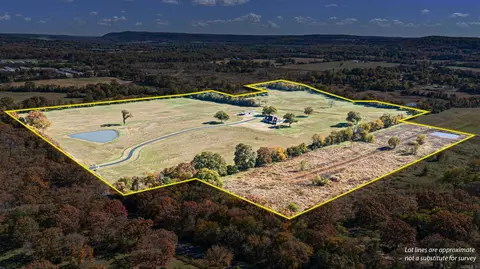 2365 W Gum Log Rd, Russellville, AR 72802