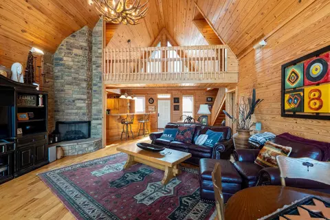 Living - 194 Lake Point Dr, Quitman, AR 72131 photo 5 of 7