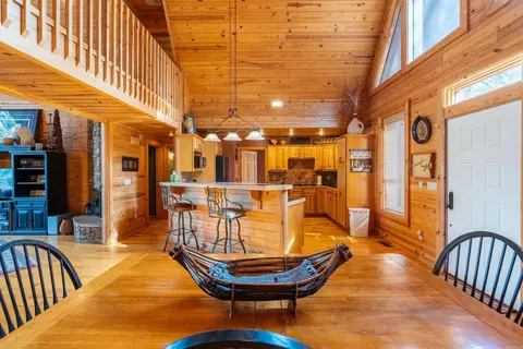 Dining - 194 Lake Point Dr, Quitman, AR 72131 photo 1 of 3