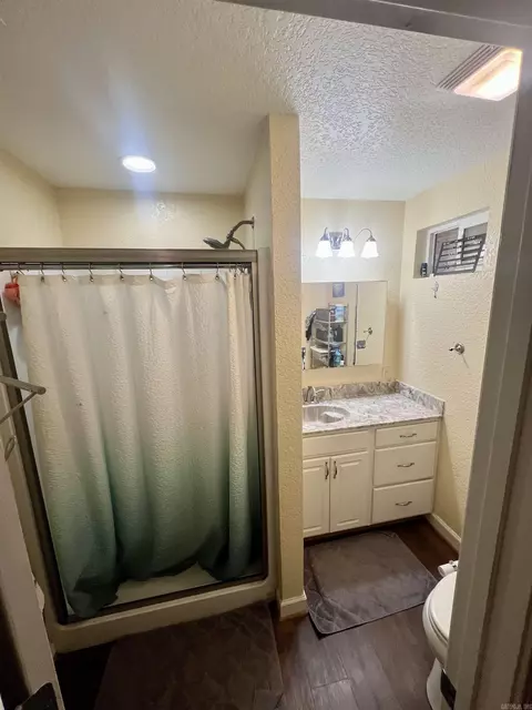 Bath - 19 Bradshaw Ln, Norman, AR 71960 photo 1 of 2
