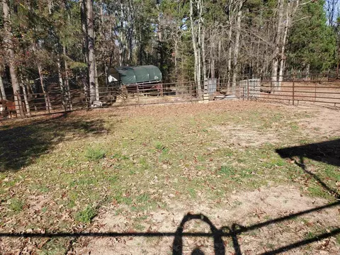 Exterior - 19 Bradshaw Ln, Norman, AR 71960 photo 14 of 19
