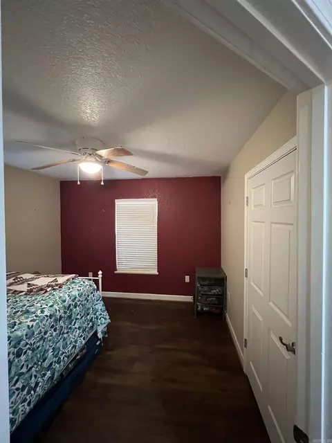 Bedroom - 19 Bradshaw Ln, Norman, AR 71960 photo 2 of 4