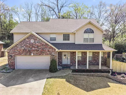 104 Leigh Cir, Hot Springs, AR 71901