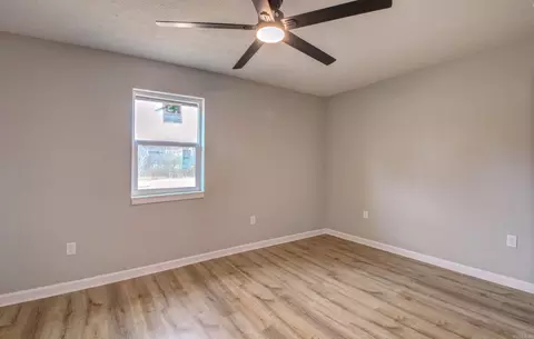 Bedroom - 204 N Apple, Beebe, AR 72012 photo 7 of 9
