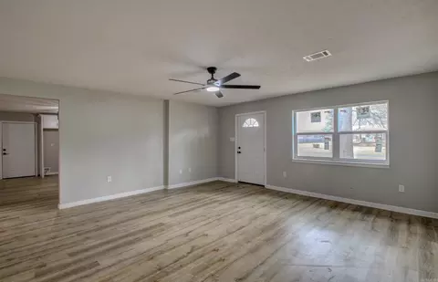 Living - 204 N Apple, Beebe, AR 72012 photo 3 of 10