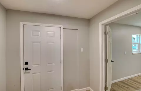 Entry Way - 204 N Apple, Beebe, AR 72012 photo 1 of 1