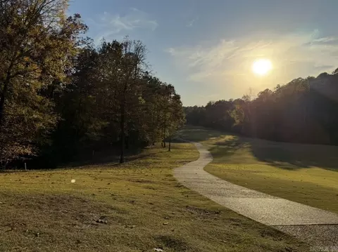 24 Darro Way, Hot Springs Village, AR 71909