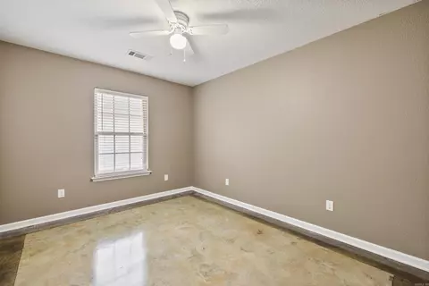 219 Iris St, Haskell, AR 72015 photo 22