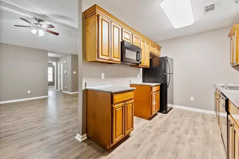 219 Iris St, Haskell, AR 72015 photo 11