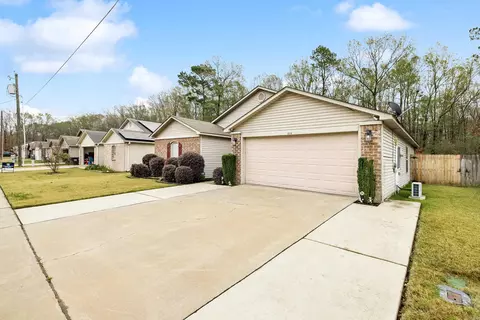 219 Iris St, Haskell, AR 72015 photo 2