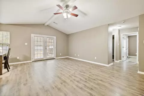 219 Iris St, Haskell, AR 72015 photo 6