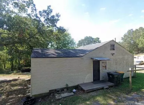 1801 Bishop Warren Dr, Little Rock, AR 72204