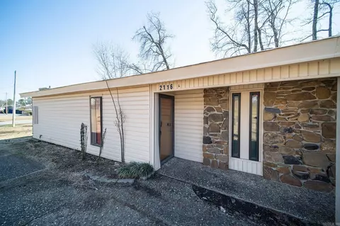 2116 W 38th St, North Little Rock, AR 72118