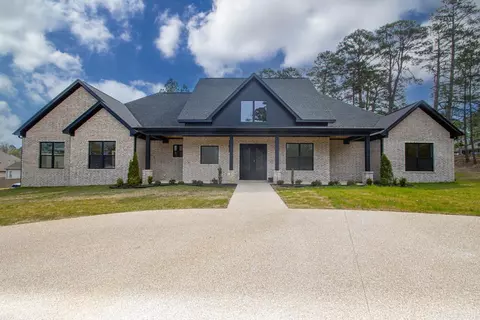 233 Arlington Park Ter, Hot Springs, AR 71901