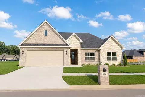 608 Corondelet Ln, Maumelle, AR 72113