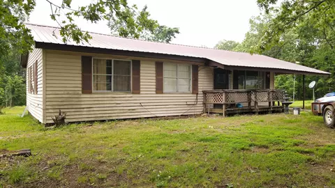 4161 S 67 Hwy, Gurdon, AR 71743