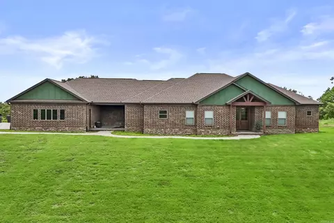 1155 Crested Butte Rd, Austin, AR 72007