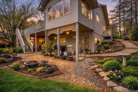 3 Certero Cir, Hot Springs Village, AR 71909