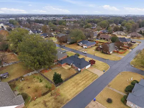 View/Area - 1345 Norbert Cir, Conway, AR 72034 photo 6 of 8