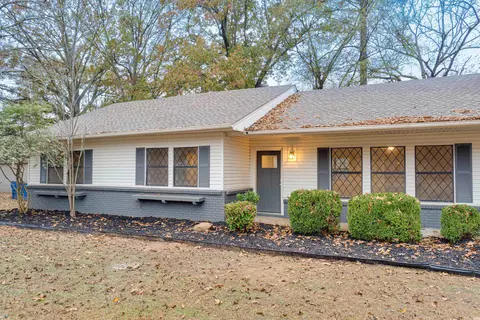 Exterior - 4 Beechwood Dr, Cabot, AR 72023 photo 2 of 3