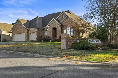 2895 Gulfshore Dr, Conway, AR 72034 photo 2
