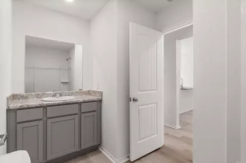 Entry Way - 141 Jasmine Ct, Beebe, AR 72012 photo 3 of 3