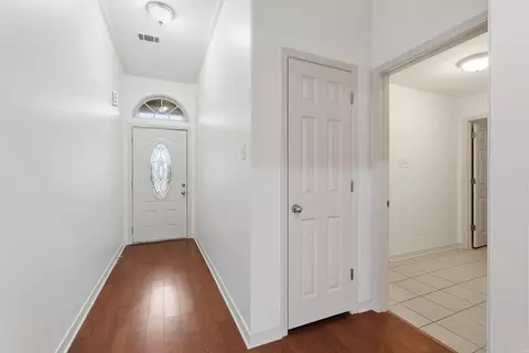 Entry Way - 127 Dugger, Beebe, AR 72012 photo 1 of 3