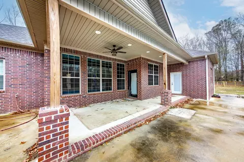 Exterior - 211 Copper Ln, Austin, AR 72007 photo 4 of 9