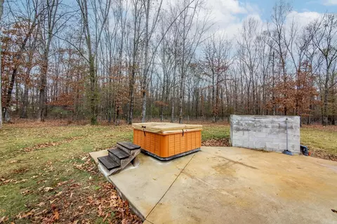 Exterior - 211 Copper Ln, Austin, AR 72007 photo 7 of 9