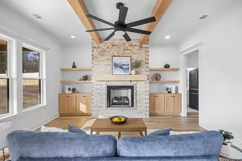 Living - 29 Calvados Ct, Cabot, AR 72023 photo 1 of 1