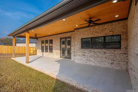 Exterior - 29 Calvados Ct, Cabot, AR 72023 photo 7 of 9