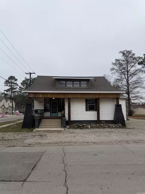 619 W Park St, Paragould, AR 72450
