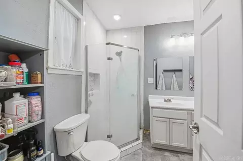 Bath - 805 Eastern Ave, Cabot, AR 72023 photo 2 of 5