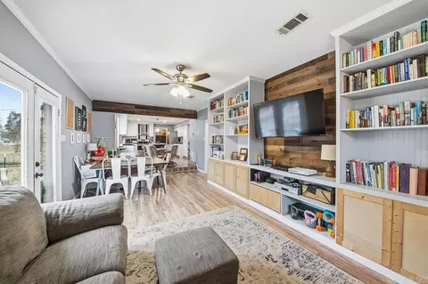 Living - 805 Eastern Ave, Cabot, AR 72023 photo 4 of 4