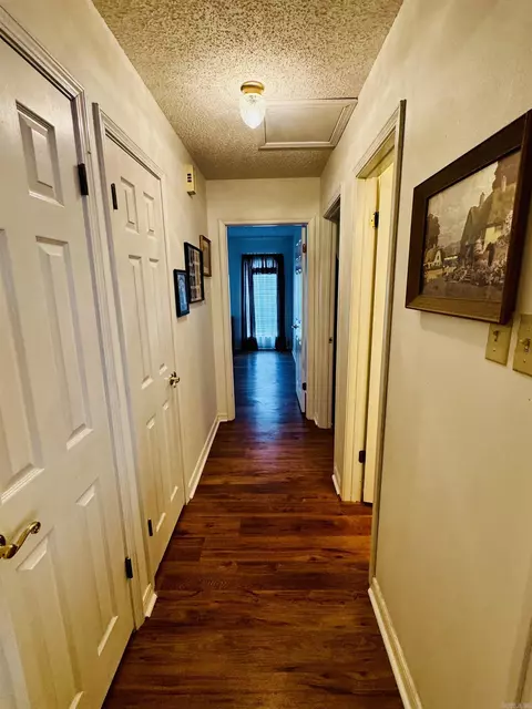 Entry Way - 6 Summerset Pl, Pine Bluff, AR 71603 photo 2 of 3