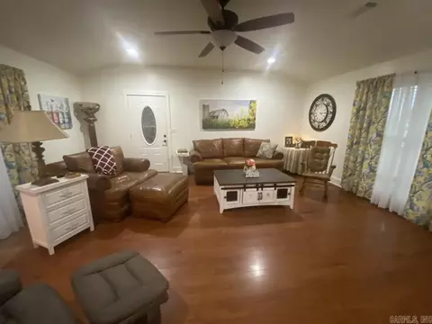 11258 Maple Grove Ln, Trumann, AR 72472 photo 5
