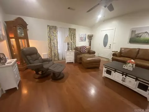 11258 Maple Grove Ln, Trumann, AR 72472 photo 4