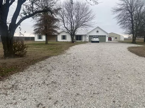 11258 Maple Grove Ln, Trumann, AR 72472 photo 1
