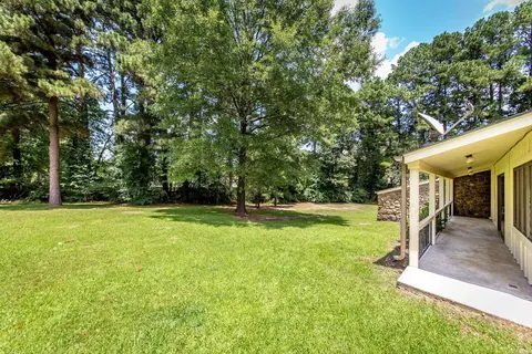 Exterior - 1520 Pine Dr, Ashdown, AR 71822 photo 10 of 13