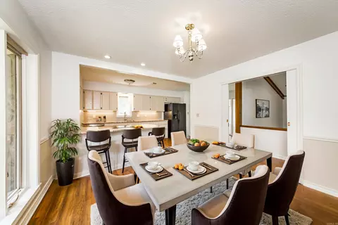 Dining - 1520 Pine Dr, Ashdown, AR 71822 photo 2 of 2